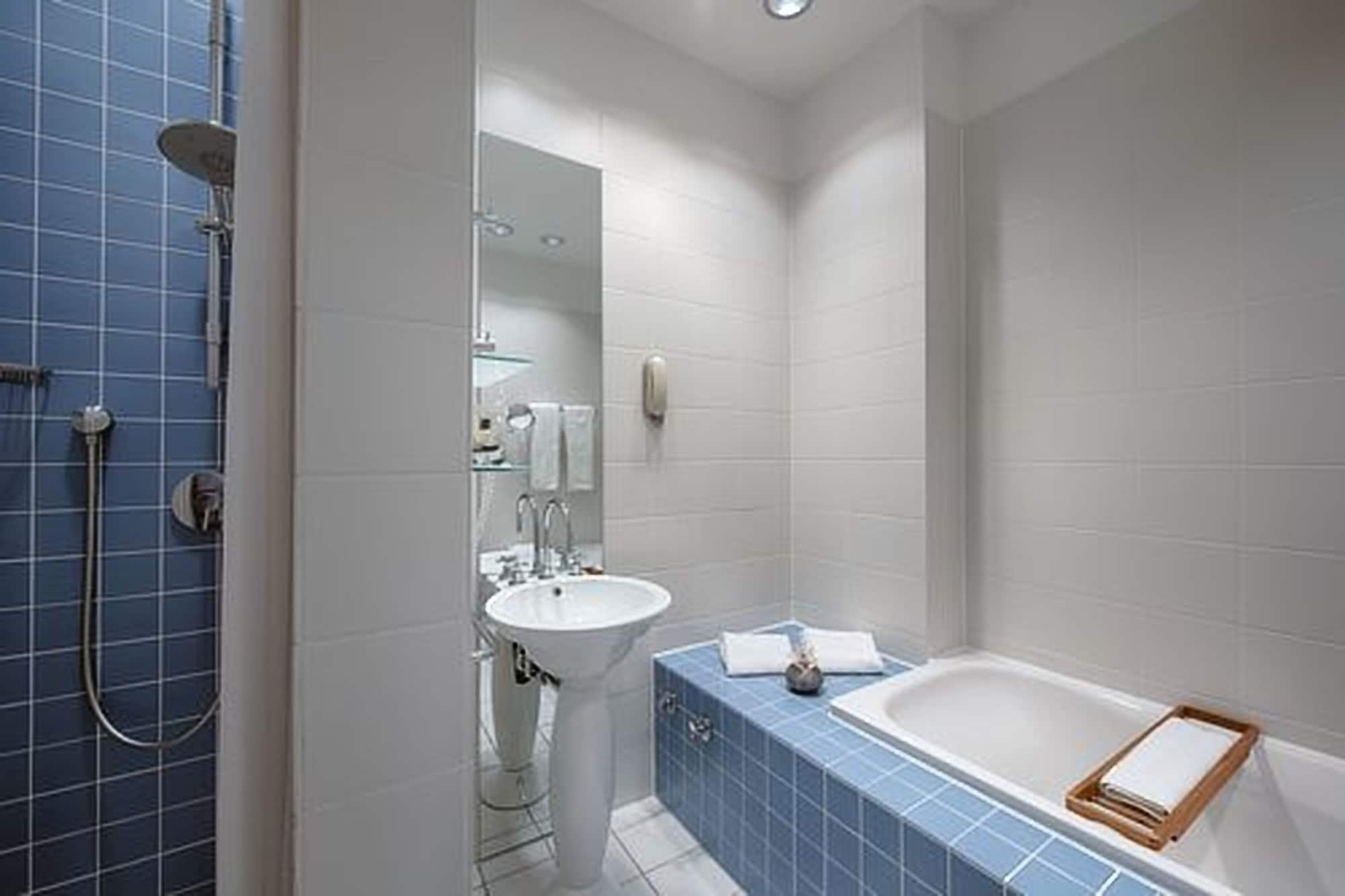 Privathotel Lindtner 함브루크 외부 사진 Bathroom