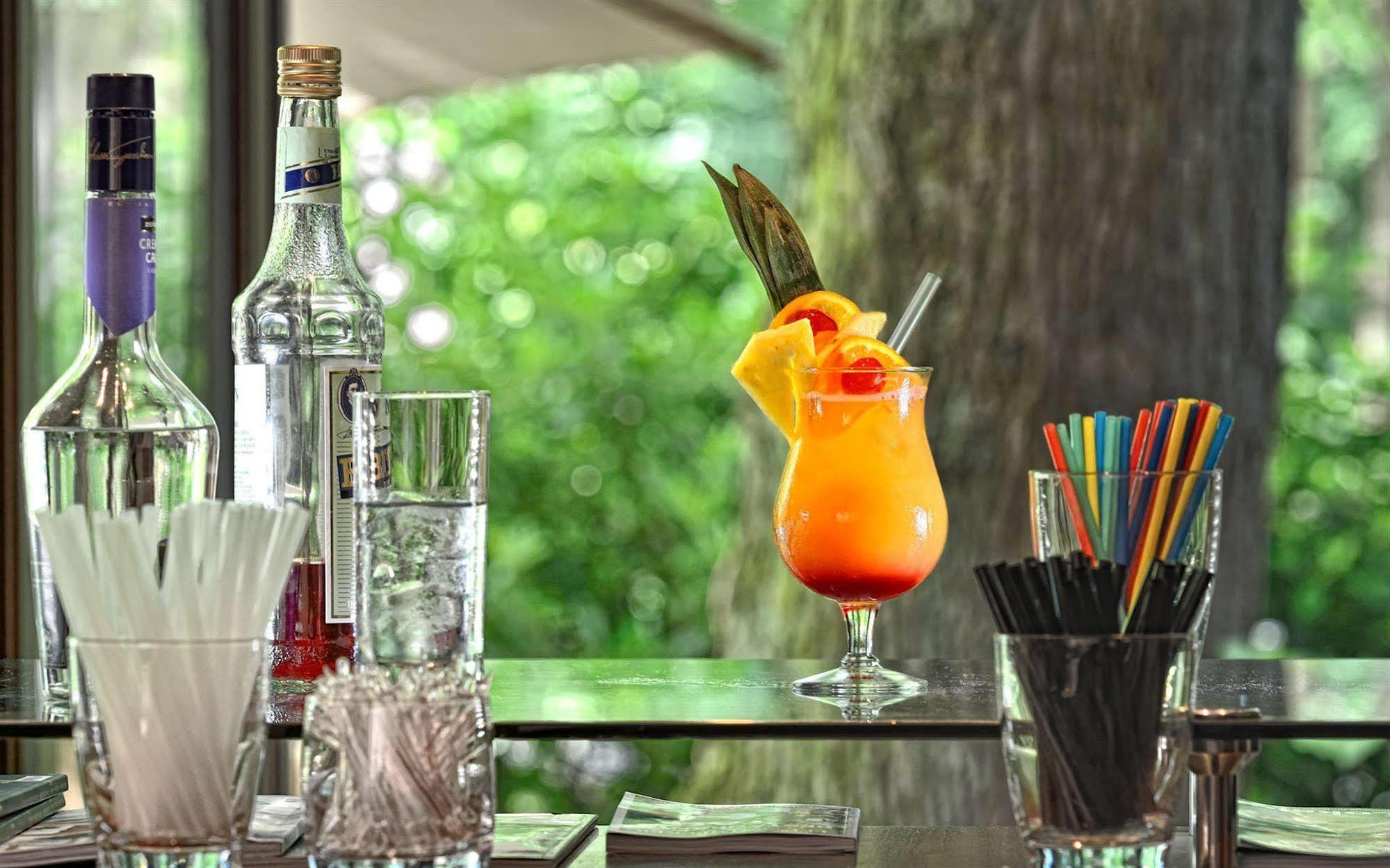 Privathotel Lindtner 함브루크 외부 사진 A Zombie cocktail