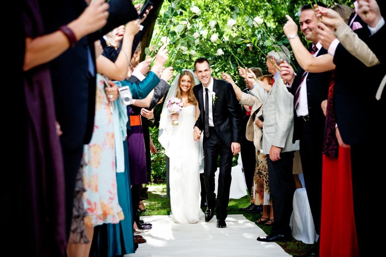 Privathotel Lindtner 함브루크 외부 사진 Jewish wedding